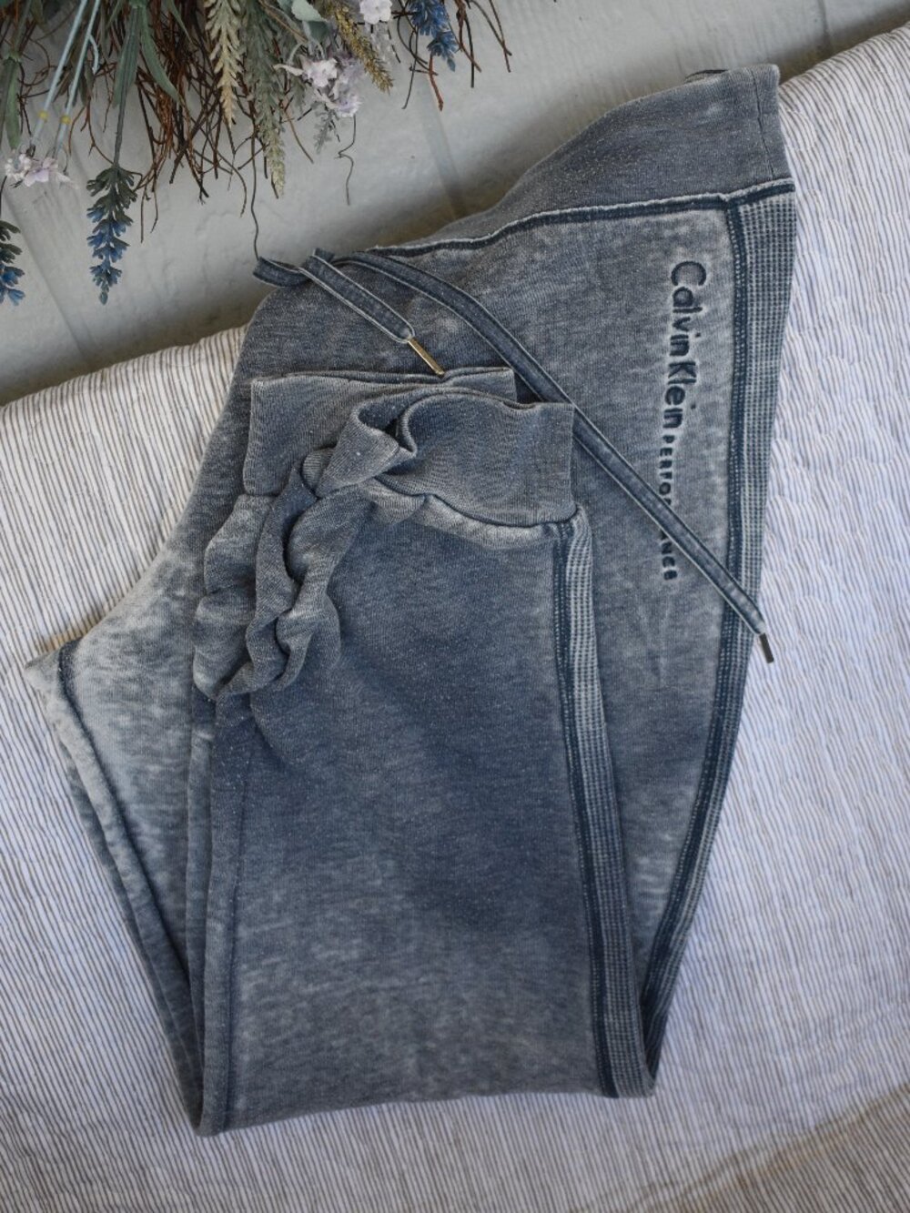 Calvin Klein Performance Blue Mineral Wash Side Logo Joggers XL